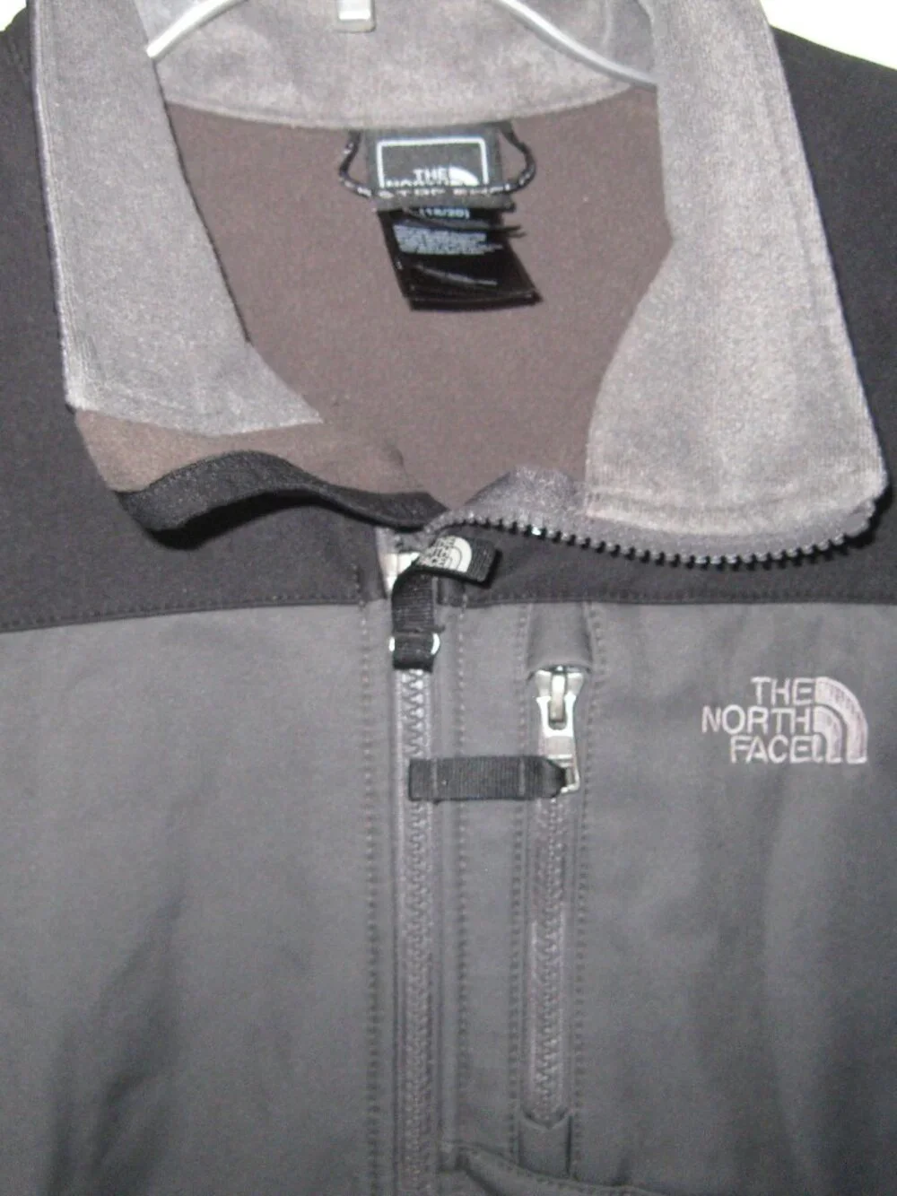 The‎ North Face Jacket Gray Black Full Zip Outdoors Boys XL 18-20